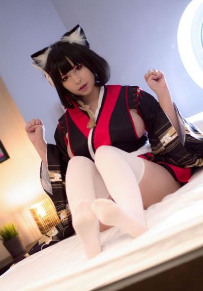 亚洲爆乳一区二区三区男人吃奶_全集在线观看