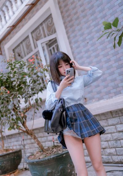 四位少妇私密按摩_DVD电影在线看