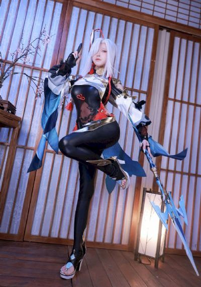 亚洲精品四区麻豆文化传媒_十万网红美女美酱