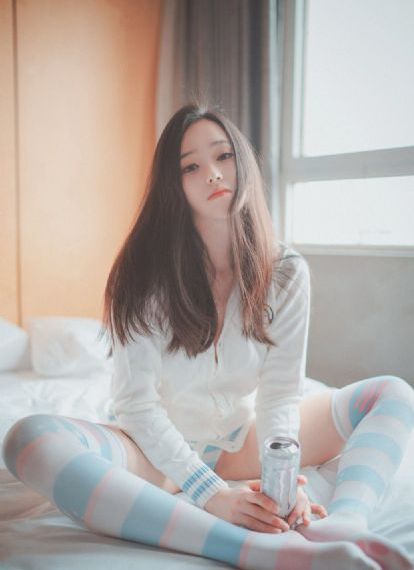 一本一本久久a久久精品综合妖精_BD国语电影全集观看