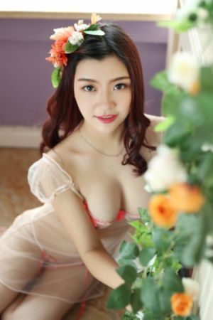 艳妇臀荡乳欲伦交换h在线观看_超清在线观看完整版