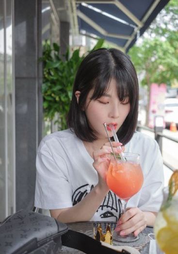 一级AAA免费网站_BD英语免费高清观看