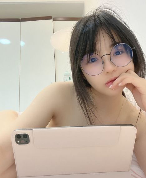 hitomi一区二区在线播放_BD国语超清免费观看