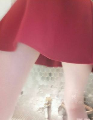 伊人成年综合网小说_HD在线播放观看