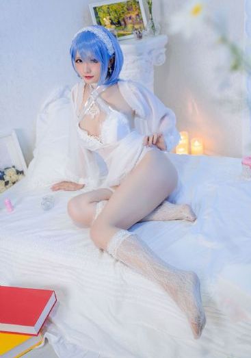 久久青草免费线观_HD完整在线观看